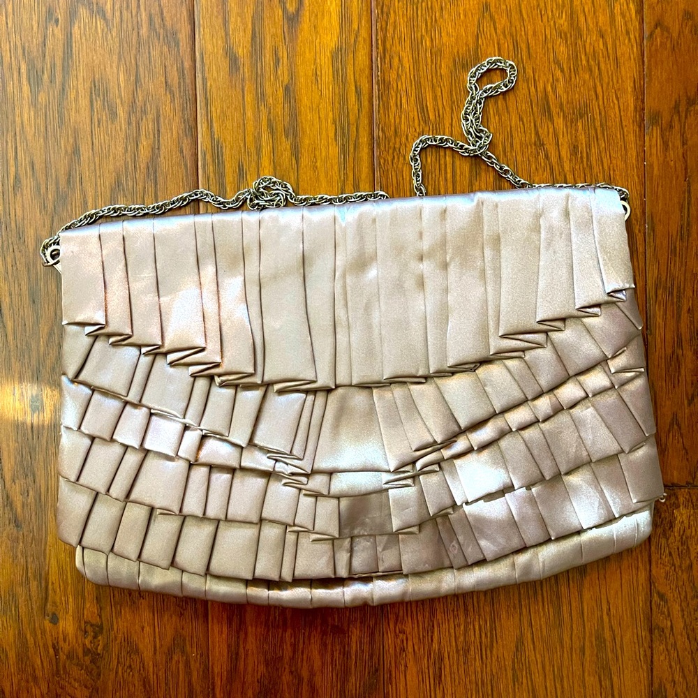 Pink purse with gold short chain. Matching the Zara heels from closet.